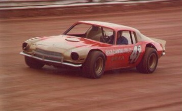Bill Morton wheeling the Don Gray-owned Chevy Camaro in 1975 at Volunteer Speedway