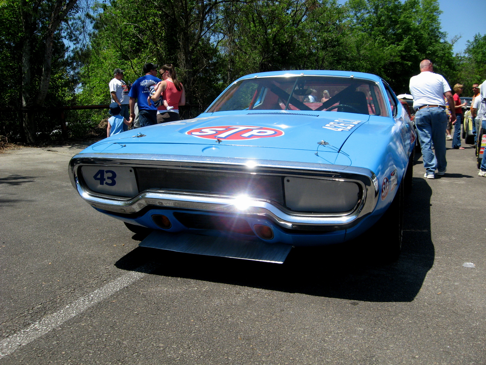 Famous 43 car Saturday
