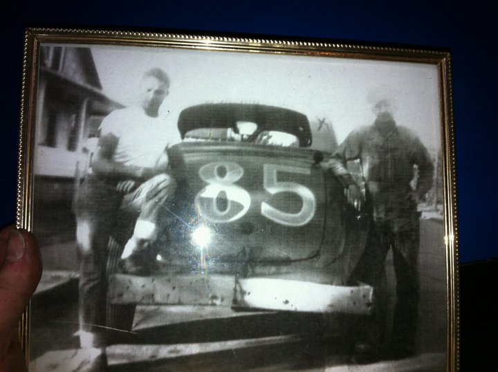 1937 Ford Sedan