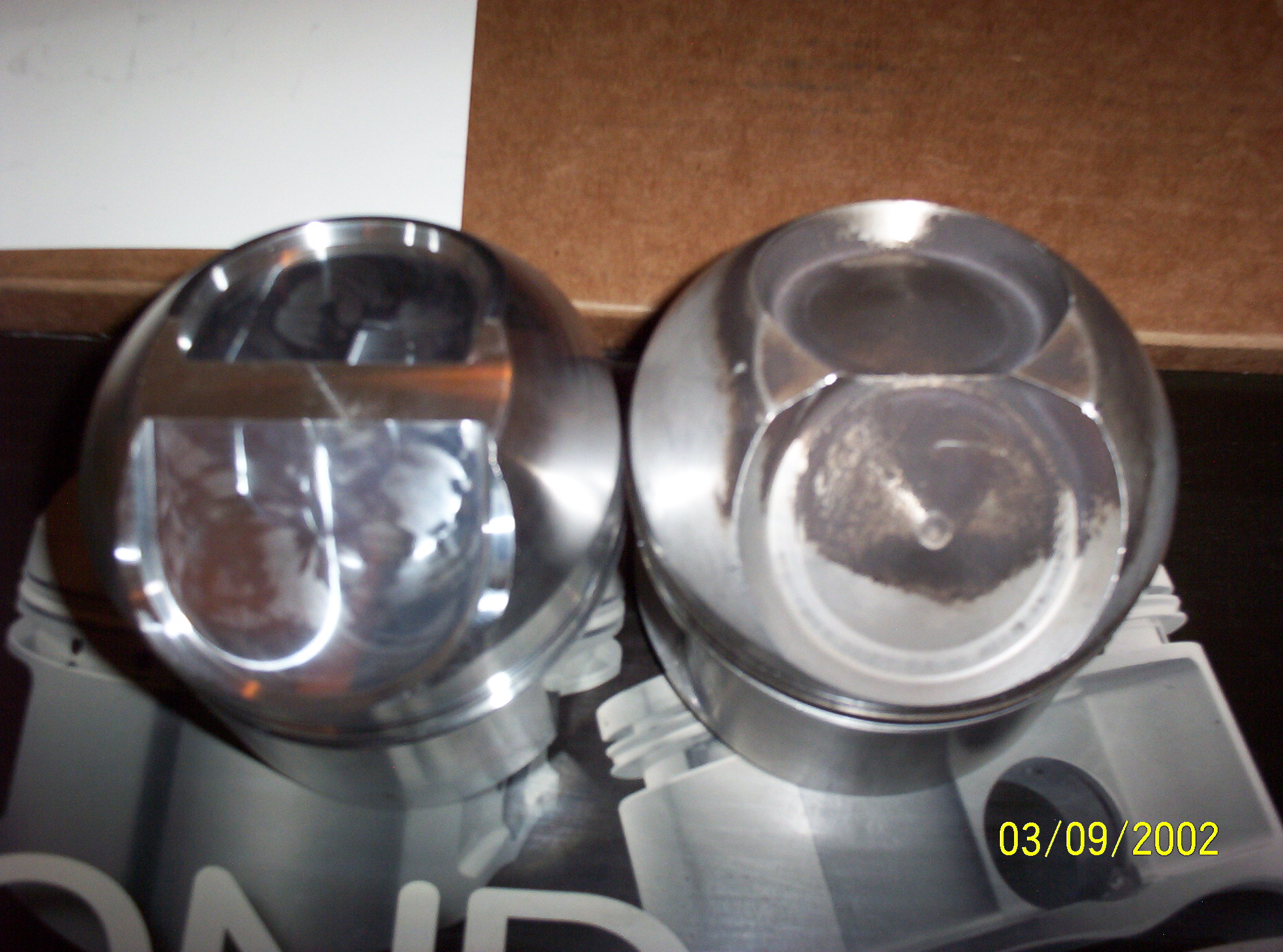 Hemi Pistons
