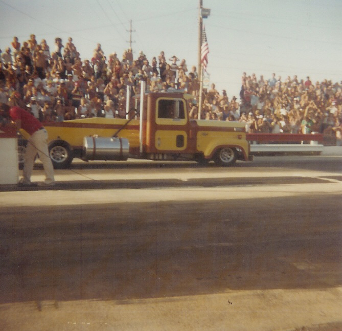 Jet truck at Bonneville Raceway
