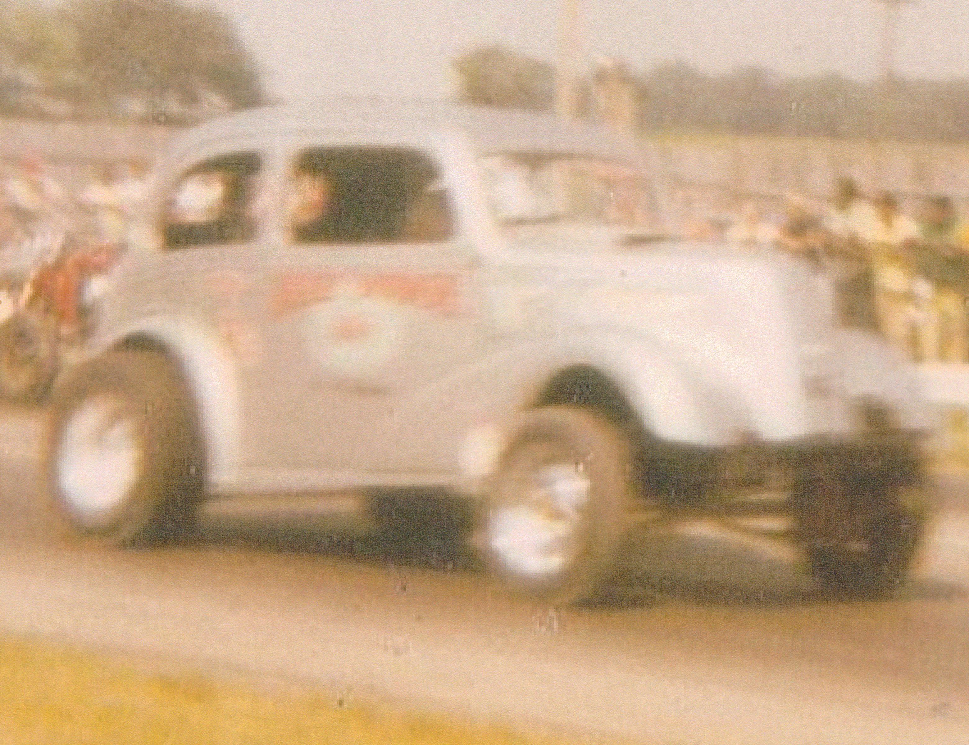 Dixie Dodge Anglia at Harrison Co. Dragway, Elizabeth, Ind.