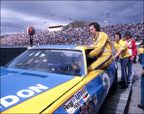 dale earnhardt getting in his car for the race