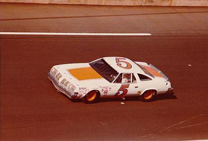 5 NEIL BONNETT [1]