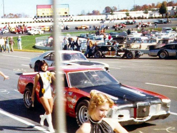 45-Modified-Satch Worley in Back Ground At Martinsville Va