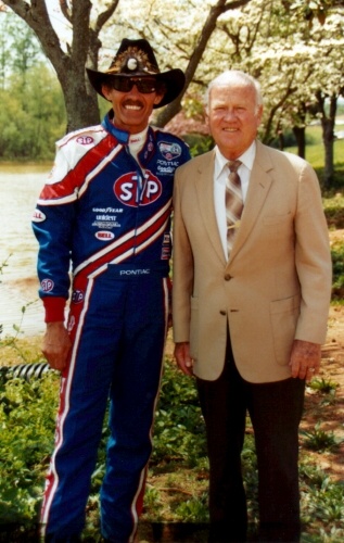 Clay Earles