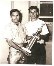 julio and trophy[1]