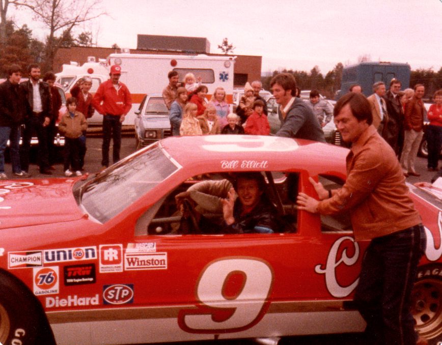Car 9, Bill Elliott