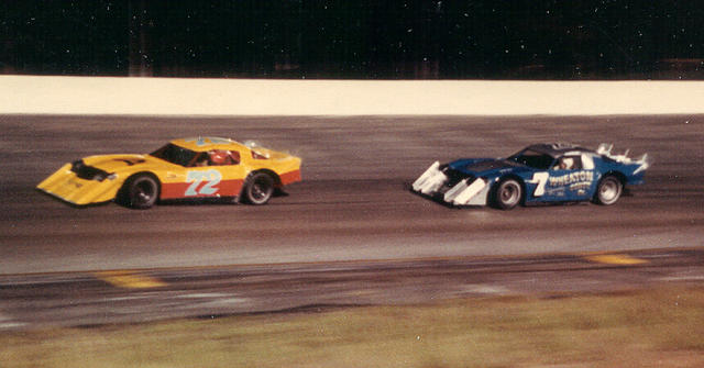 Leroy Porter chases John Santo_