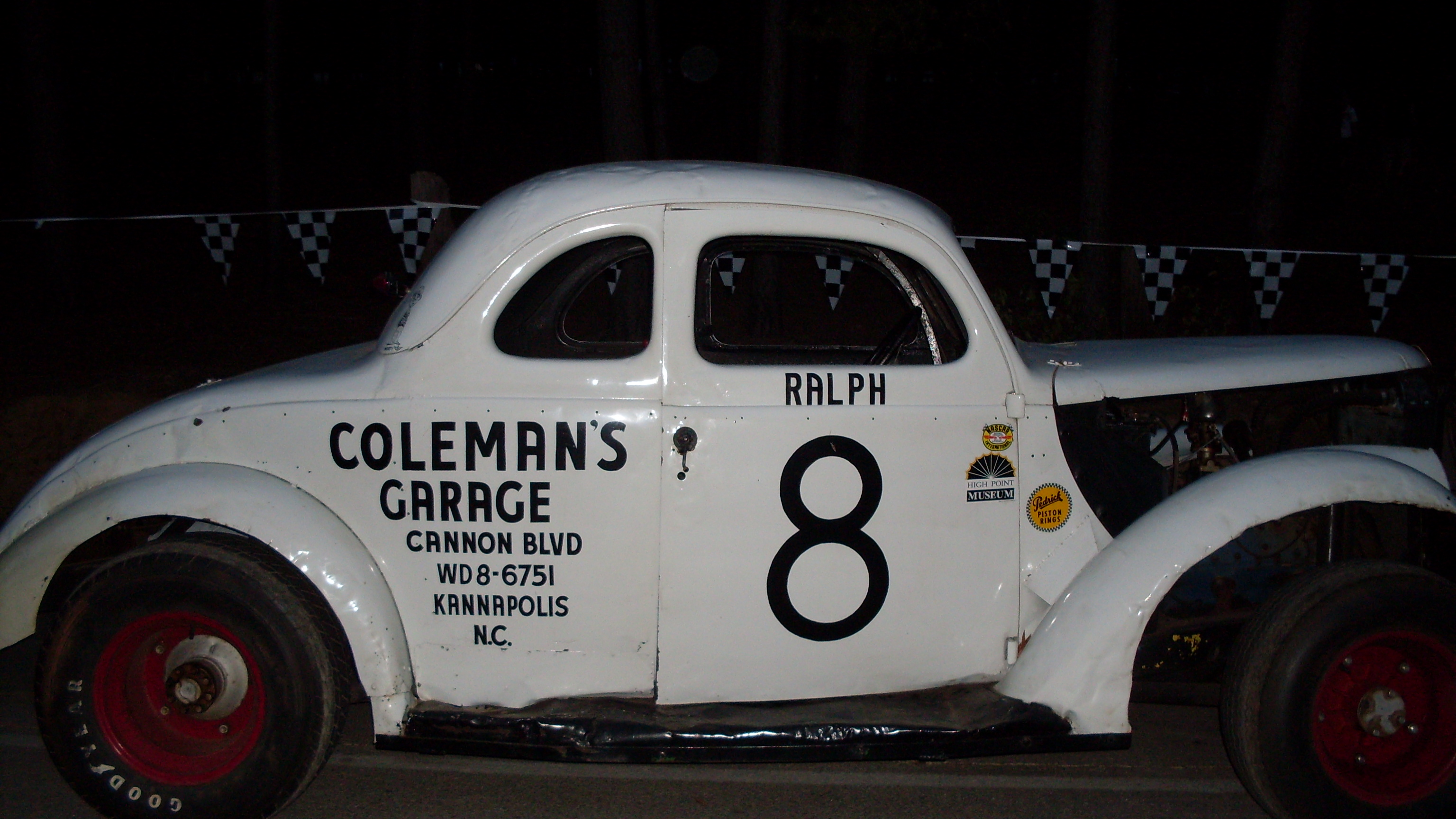 LOVE CHEV FESTIVAL & RACERS REUNION APRIL ’09 023