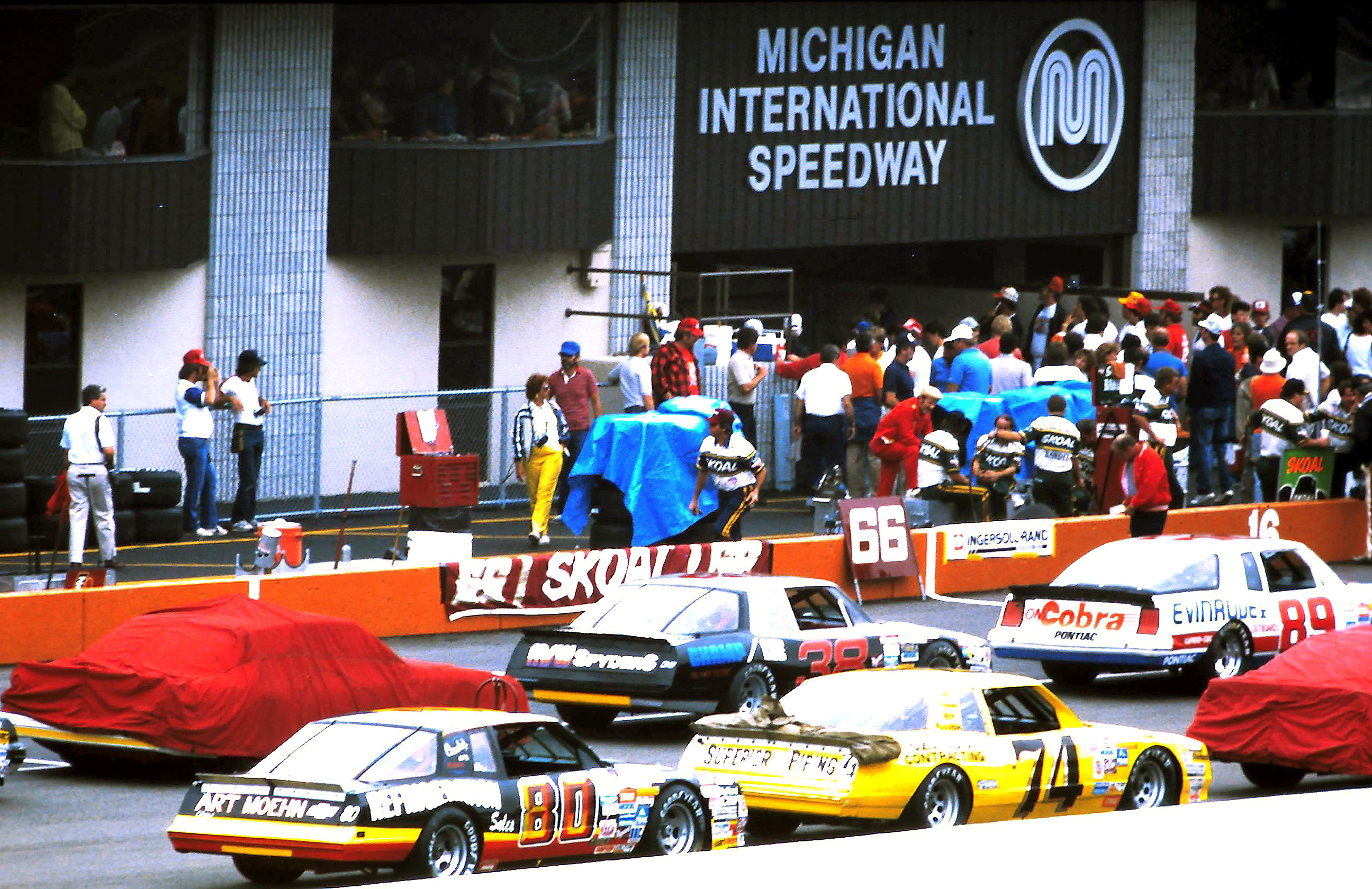 #89 Jim Sauter #38 Mike Laws #74 Bobby Wawak #80 Gary Fedewa 1986 Miller American 400 @ Michigan