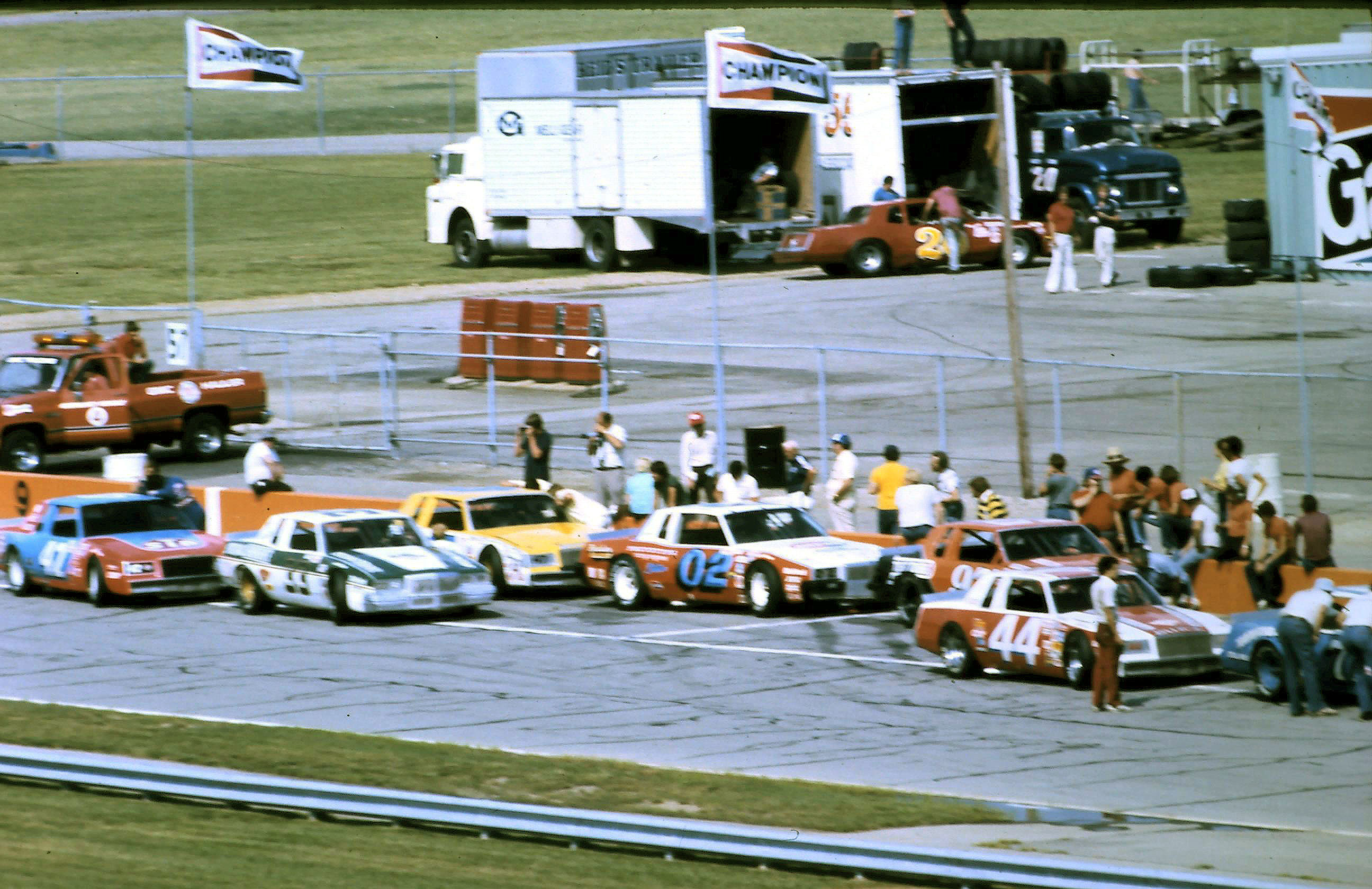 #44 Terry Labonte #97 Bob Schacht #02 Morgan Shepherd #47 Ron Bouchard #33 Harry Gant #42 Kyle Petty #20 Rick Newsom 1981 Champion Spark Plug 400 @ Michigan