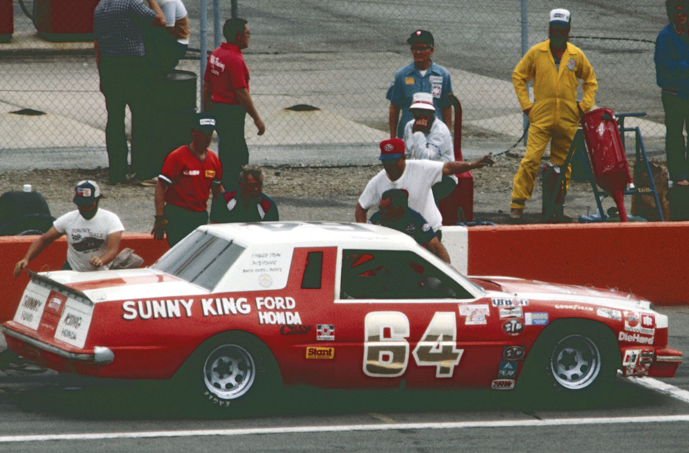 #64 Tom Gale 1981 Champion Spark Plug 400 @ Michigan International Speedway