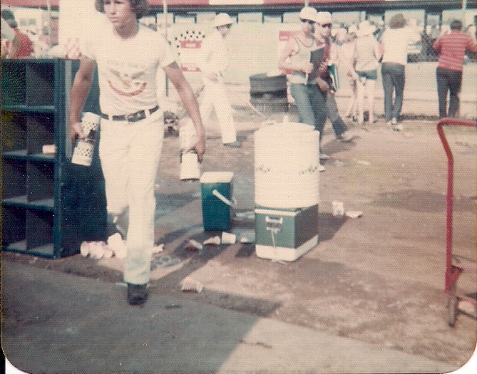 Donnie Hicks 1975 World 600