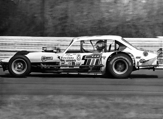 Charlie Jarzombek at Speed approaching the dog-leg at Trenton.