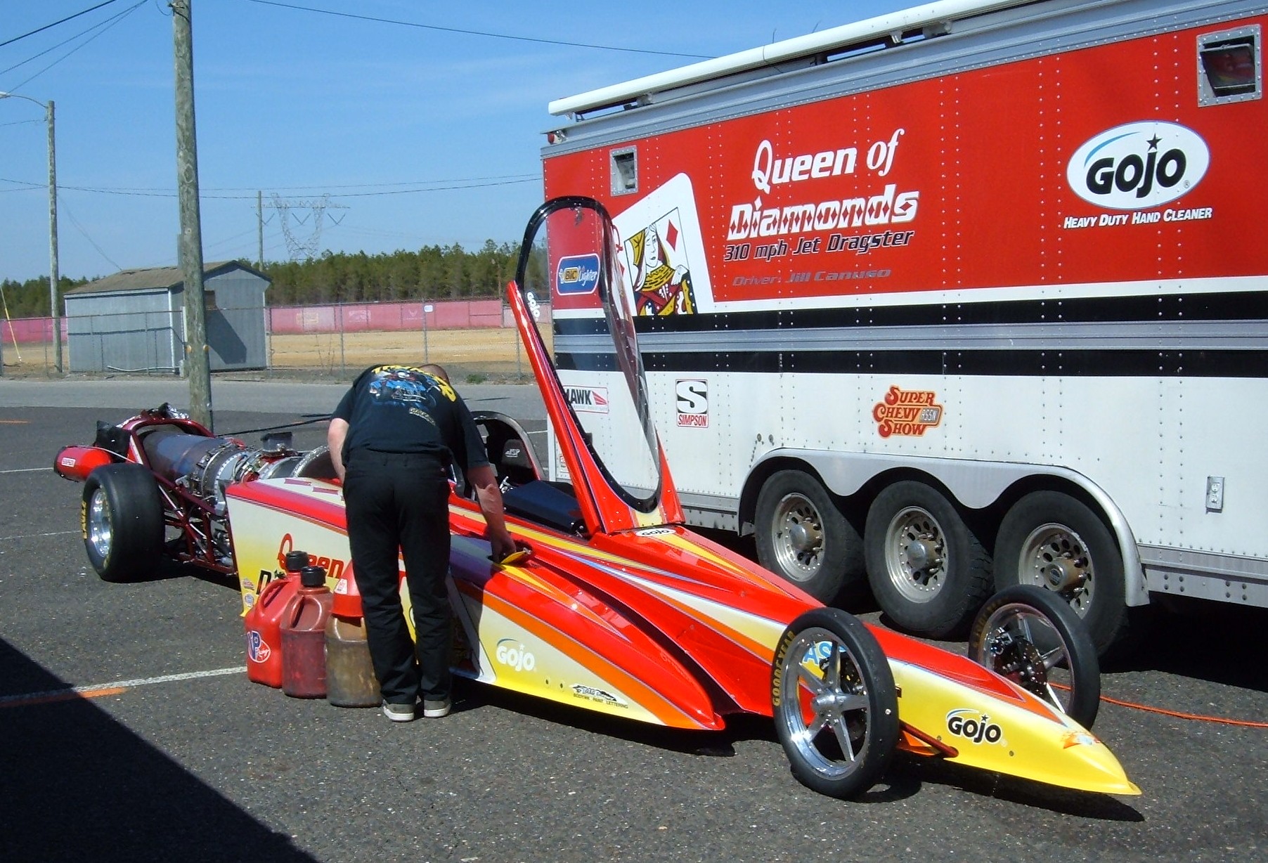 Sarah Edwards driving the Hanna Motorsports Queen Of Diamonds jet car .