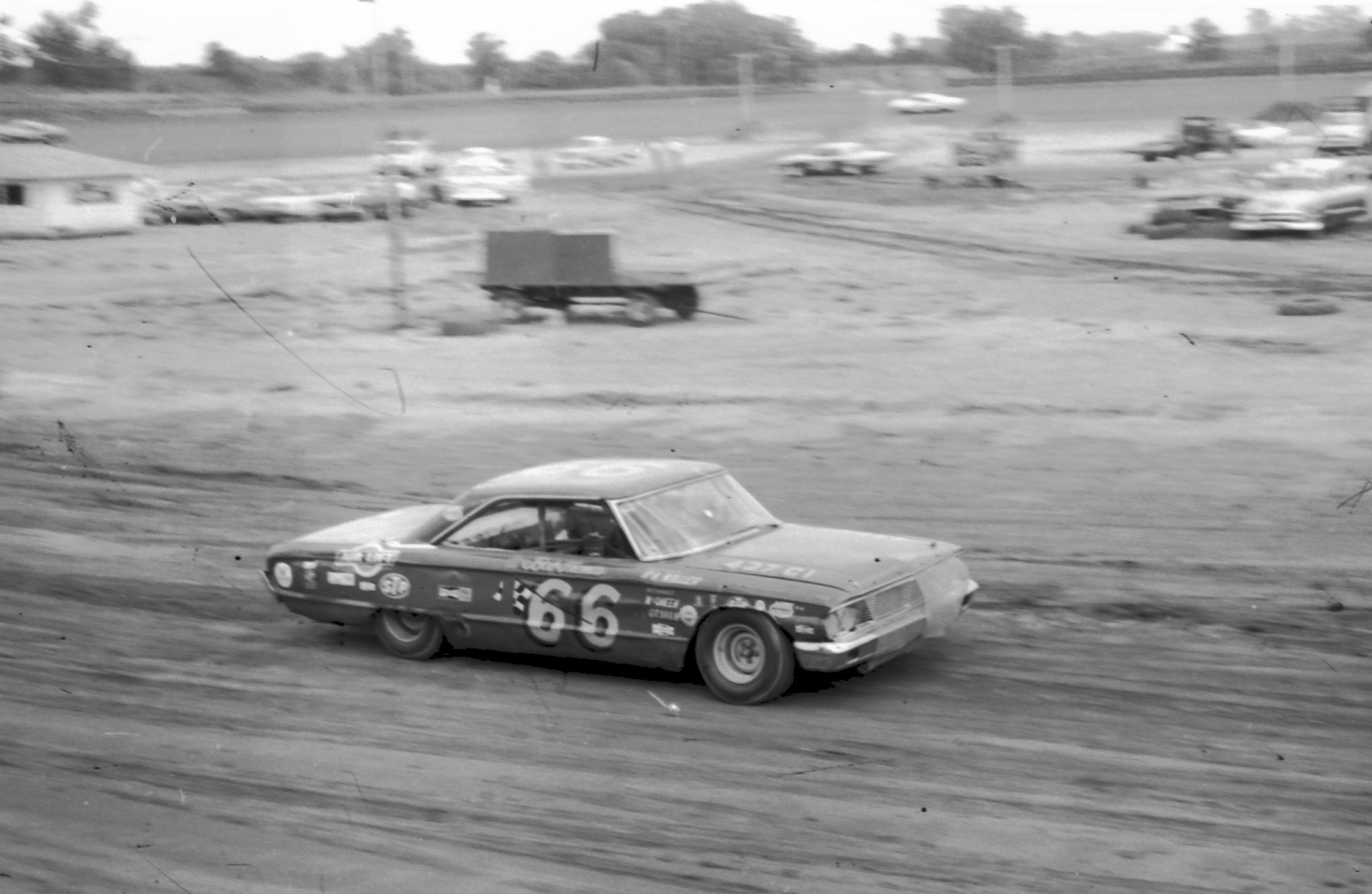 # 66 Bob Thomas