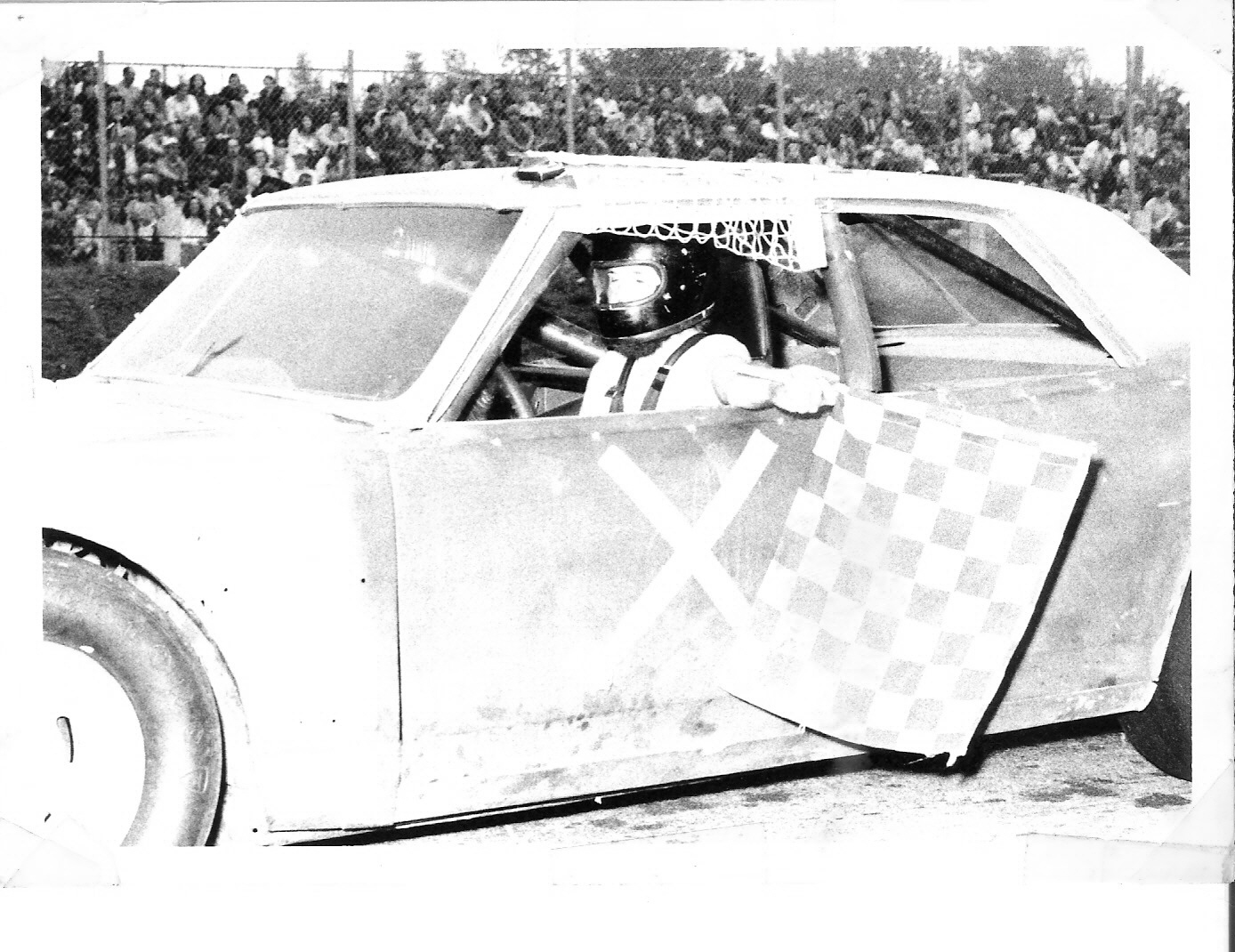 Photo from Walter Newell’s collection