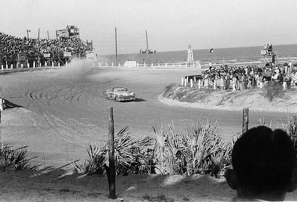 Daytona Beach 1958 Convertible Race