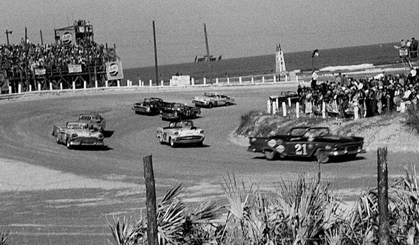 Daytona Beach 1958 Convertible Race