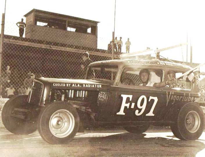 Red Farmer 02