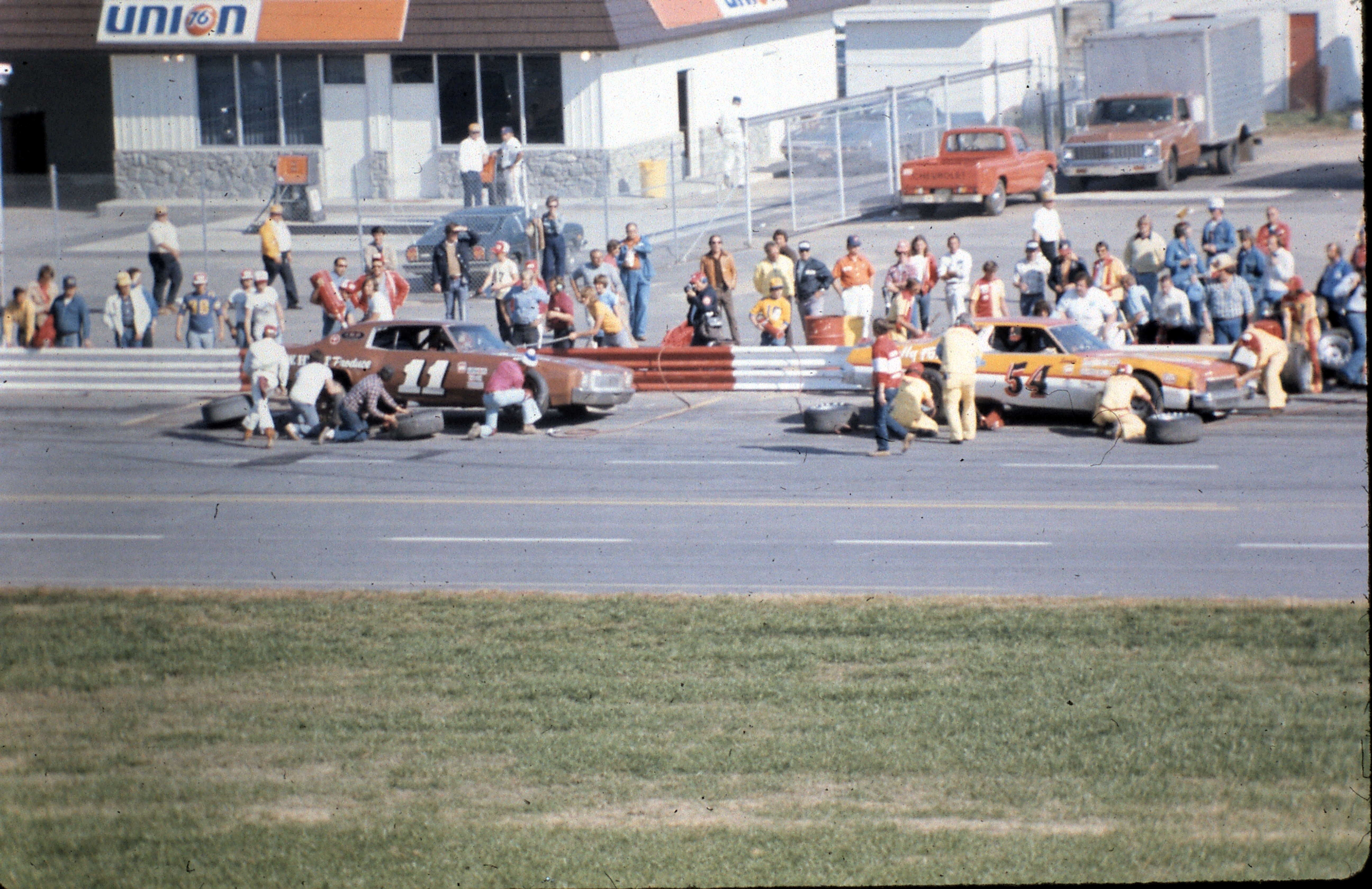 Charlotte Sportsman race