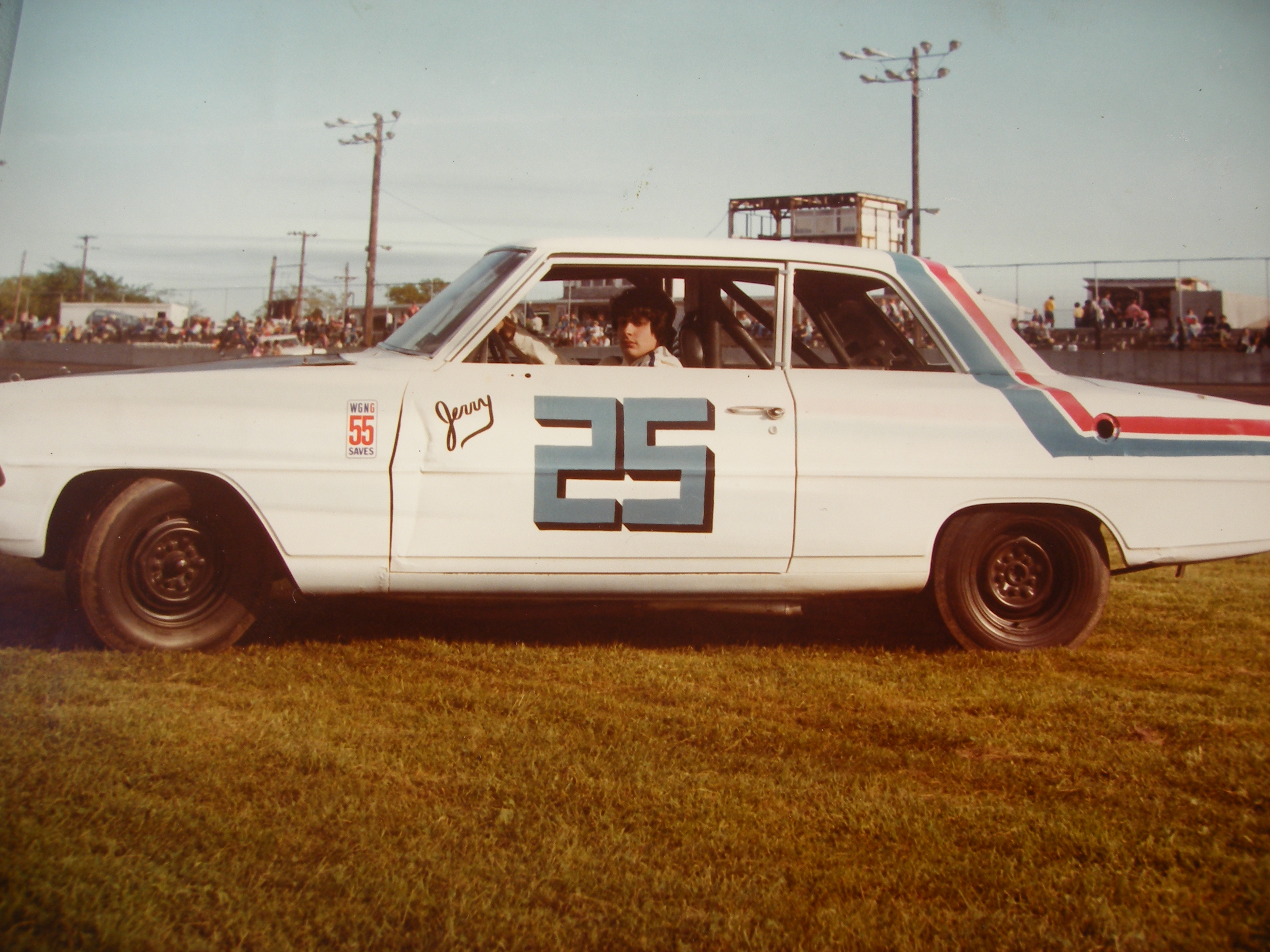 Car 25