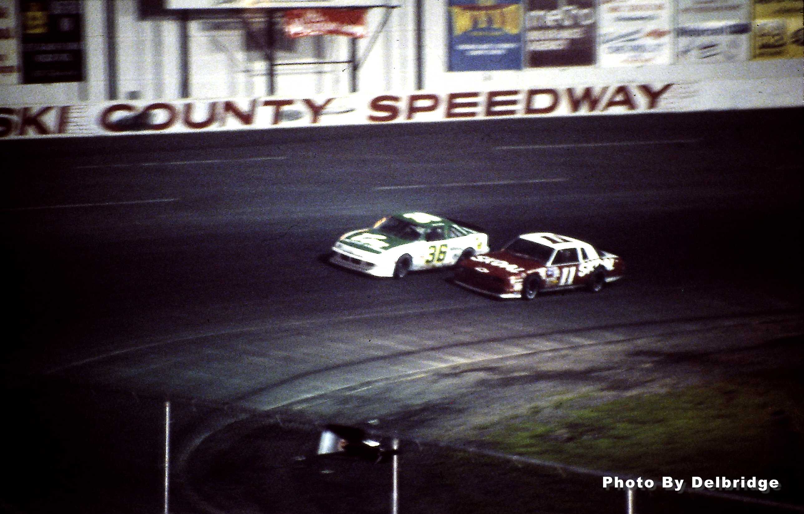 #35 Kenny Wallace, #11 Jack Ingram