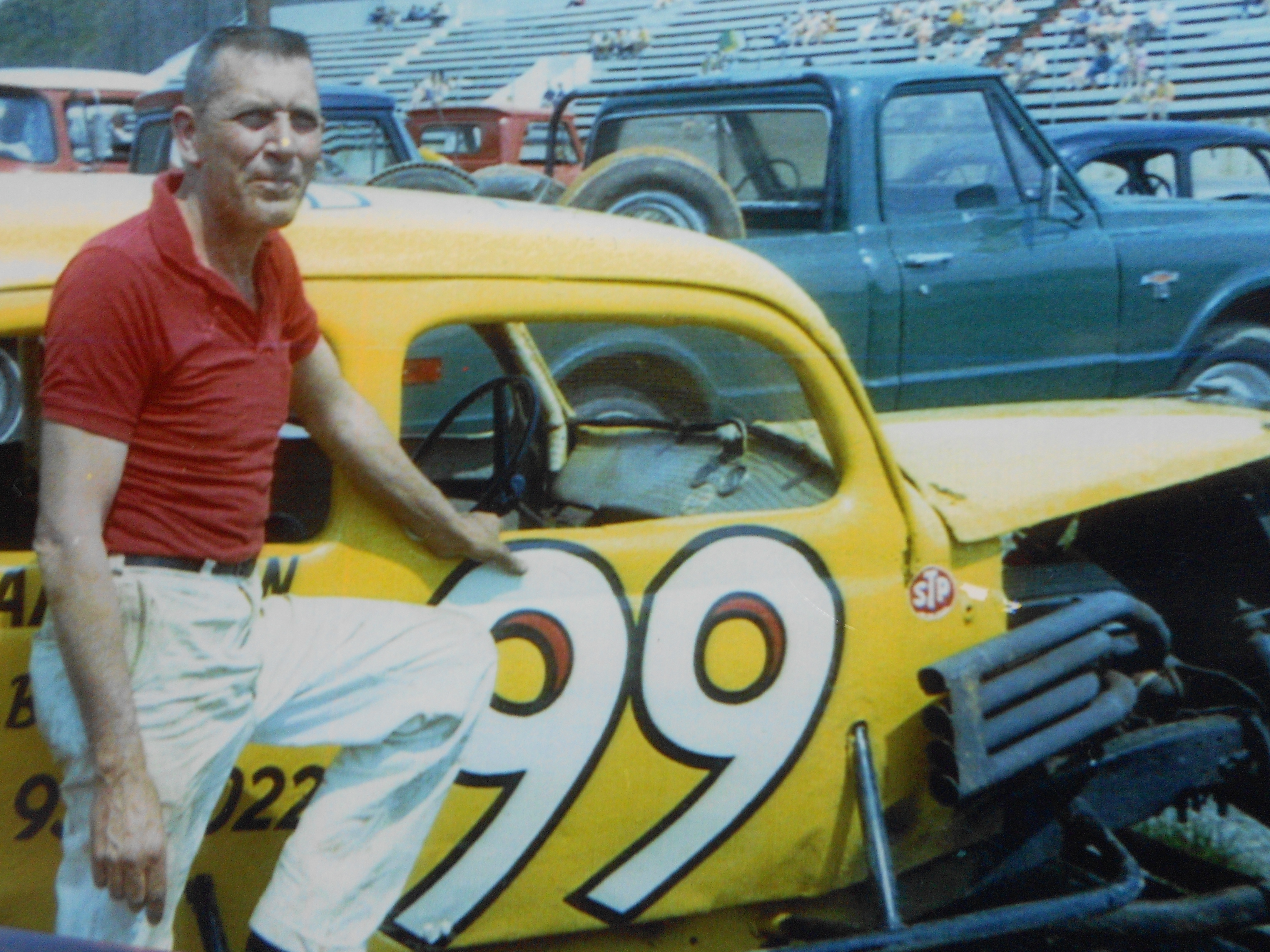 Hal Hancock @ Knoxville Raceway,Melvin Corum collection